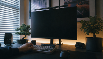 Why Does My Monitor Show a Blank Screen for Several Seconds After Waking From Sleep?